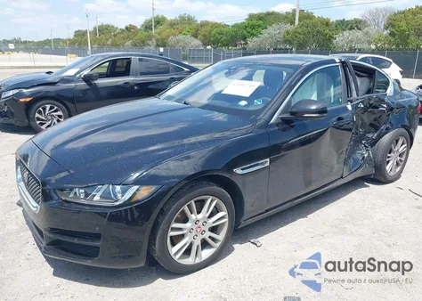 2017 Jaguar Xe 25T Premium из США, поврежденный, VIN SAJAD4BGXHA965837